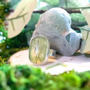 Prehnite Gemstone Silver Ring